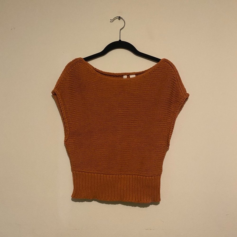 Short Sleeved Chunky Knit Sweater